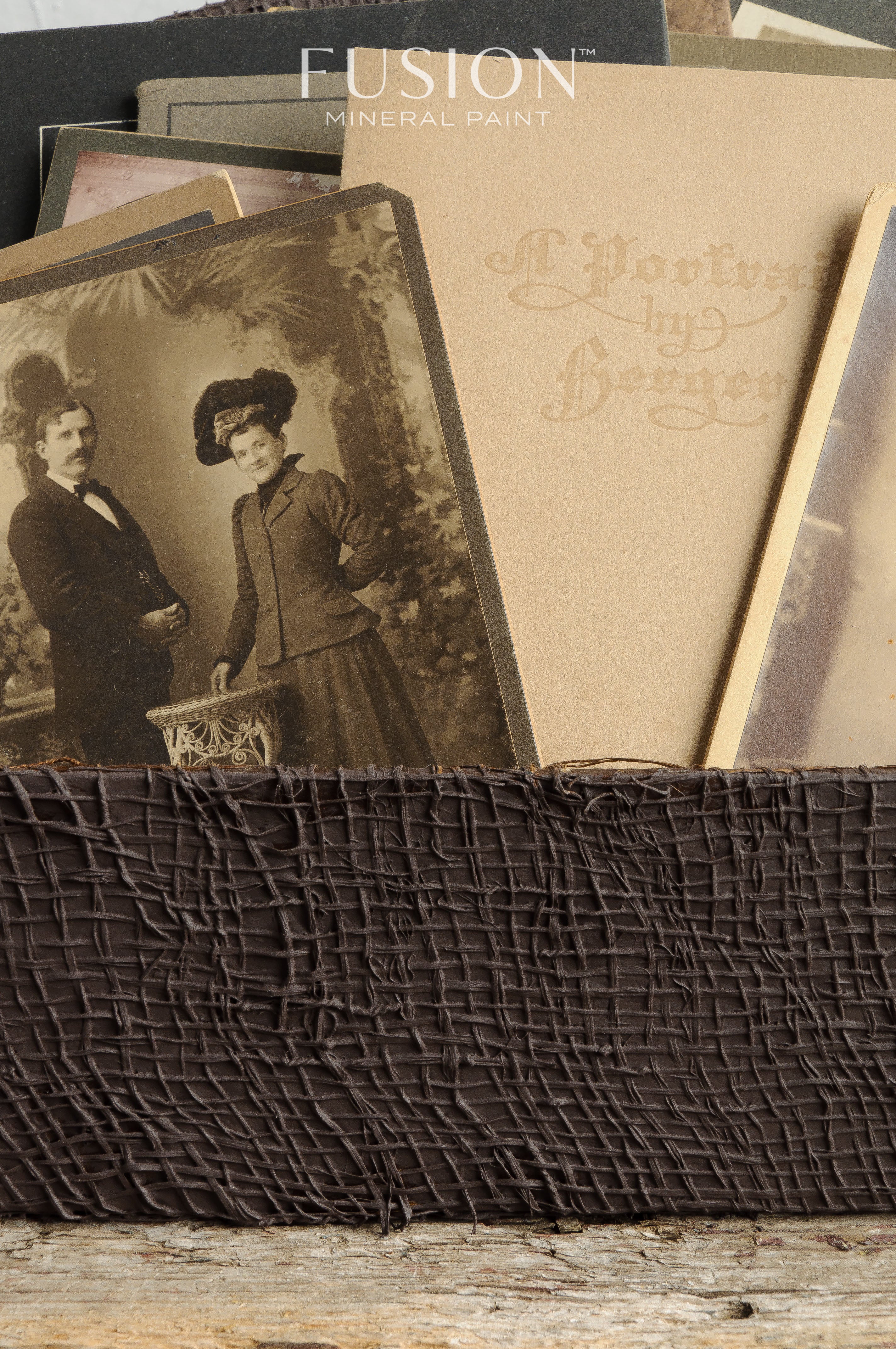 Fusion Mineral Paint Chocolate