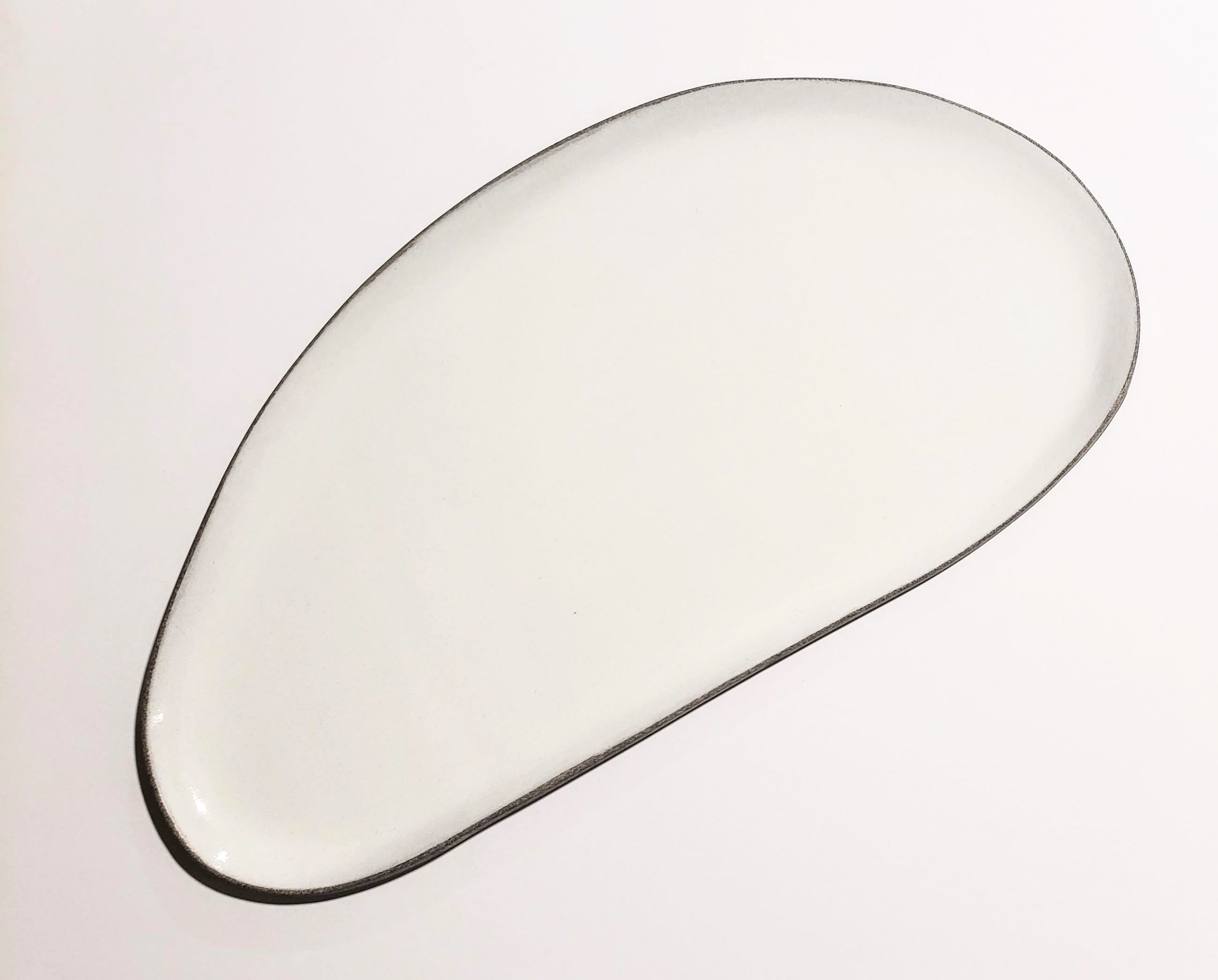 Leah Georgina Design - Serving Platter (Small long odd-shaped)
