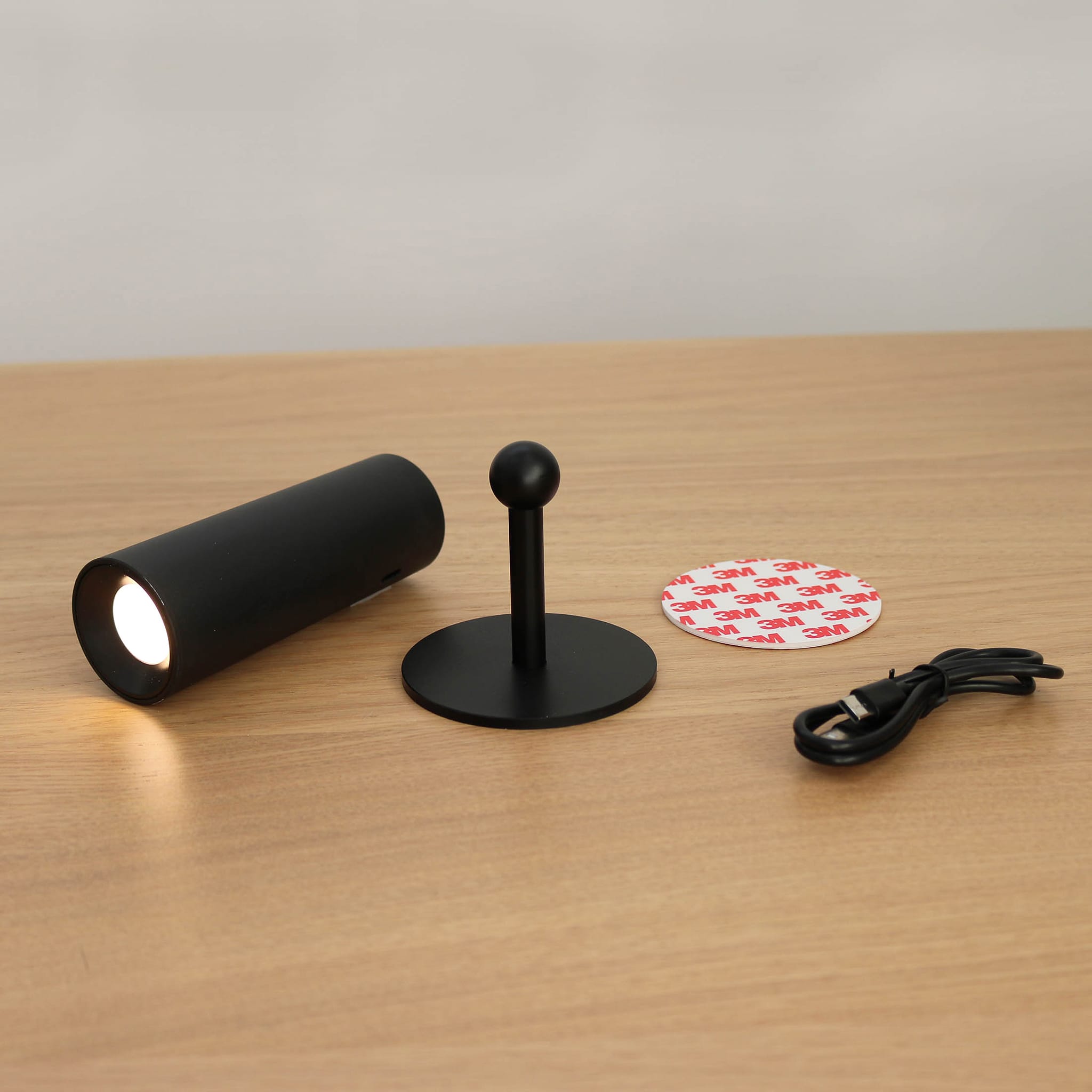 Roll<br> Wall-Mounted Rechargeable Lamp