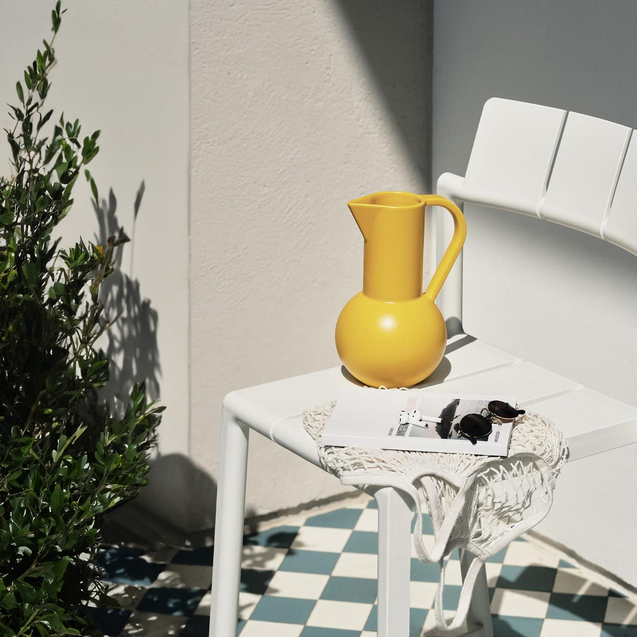 Yard Chair<br> Indoor & Outdoor Use