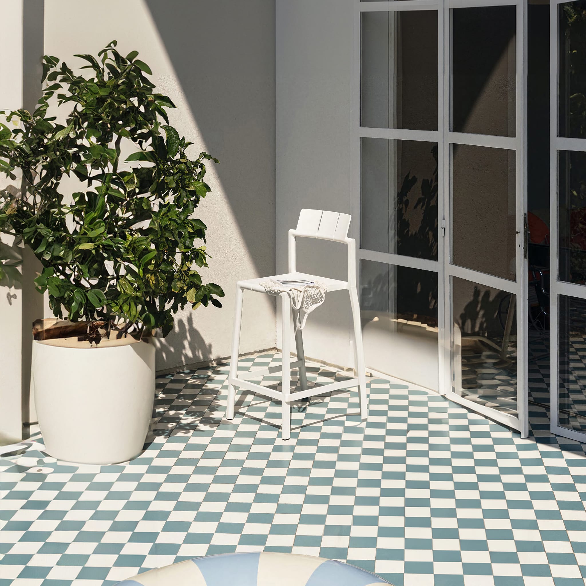 Yard Counter Stool<br> Indoor & Outdoor Use