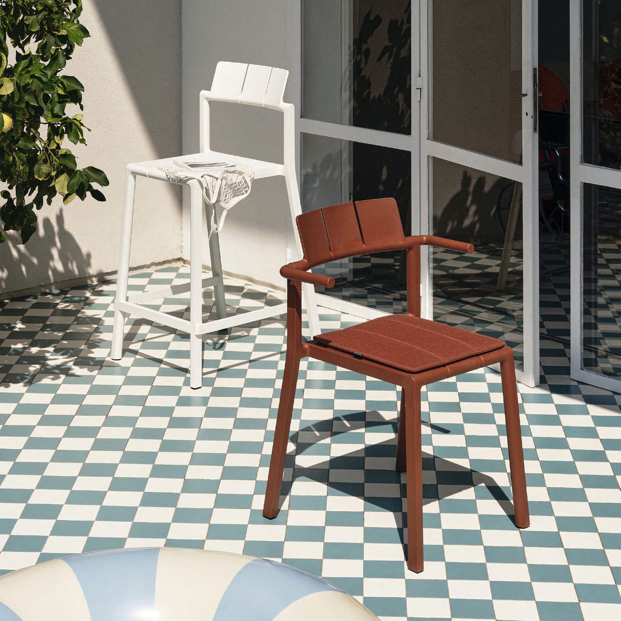 Yard Counter Stool<br> Indoor & Outdoor Use