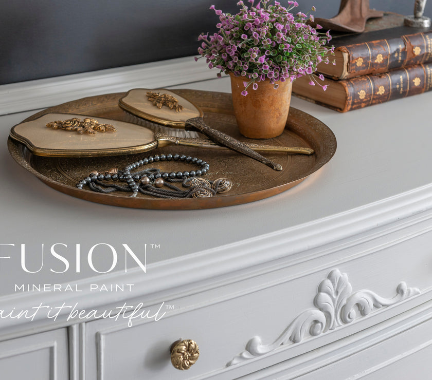 Fusion Mineral Paint Parchment