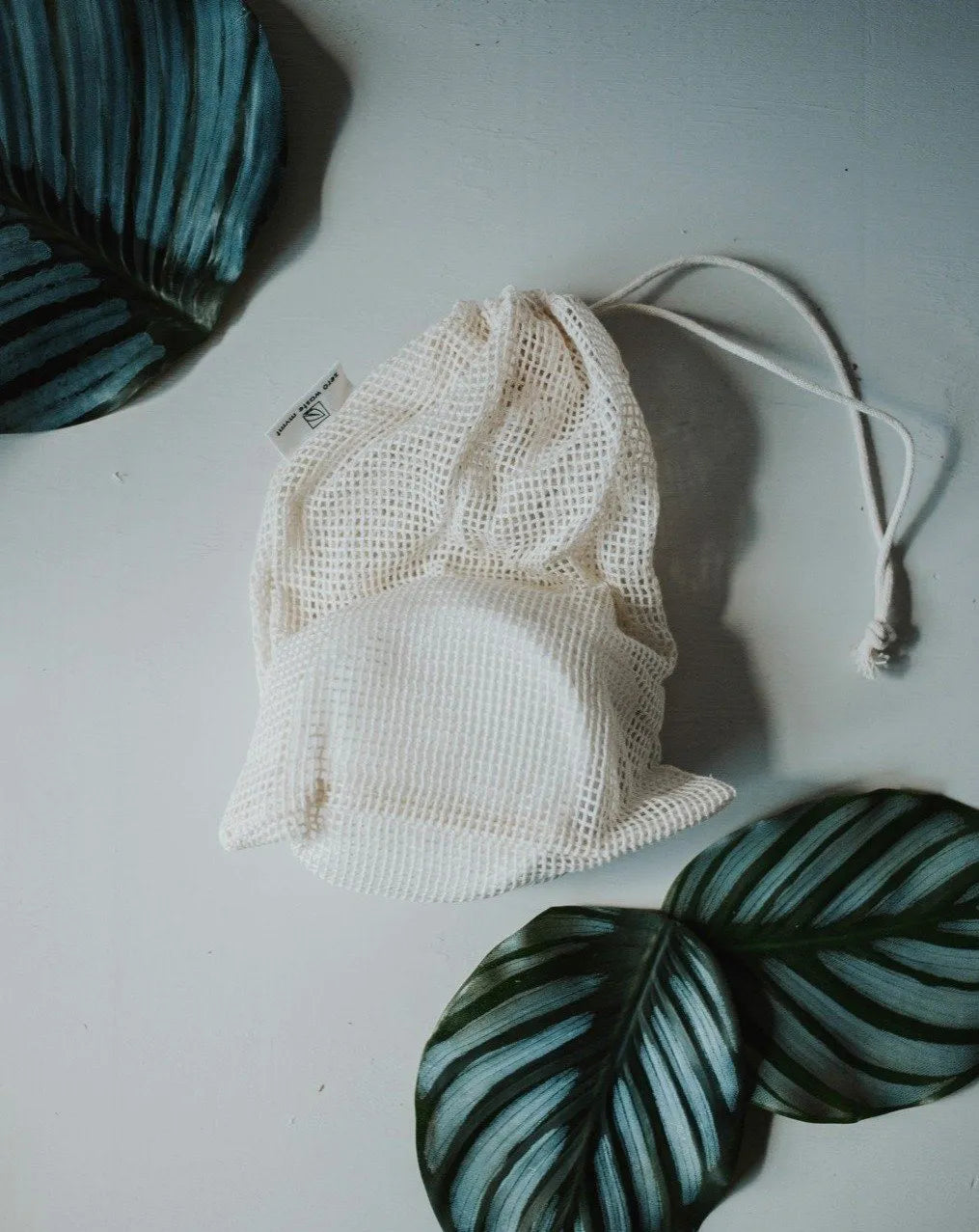 12x Makeup Remover Pads With Bag Zero Waste MVMT product_type art-noise.myshopify.com 12x-makeup-remover-pads-with-bag 12x Makeup Remover Pads With Bag Zero Waste MVMT  art-noise.myshopify.com 12x-makeup-remover-pads-with-bag