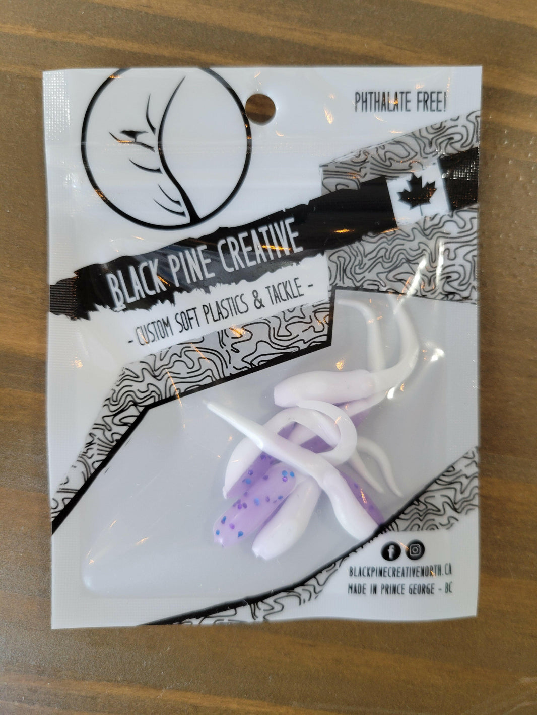 🍁Black Pine Creative 1-1/2" Basic Minnow 6/pk