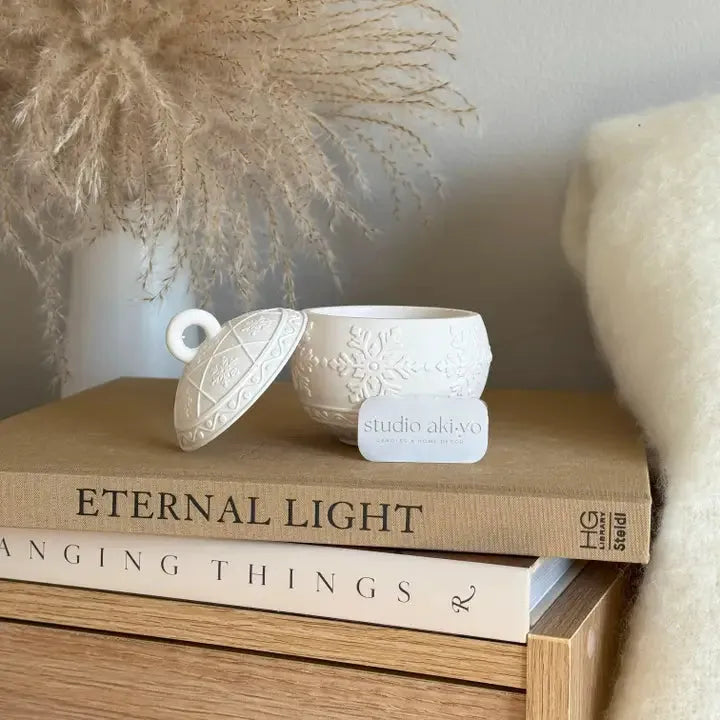  Winterberry Soy Wax Candle | Holiday Nostalgia | Christmas Studio Akiyo  art-noise.myshopify.com winterberry-soy-wax-candle-holiday-nostalgia-christmas