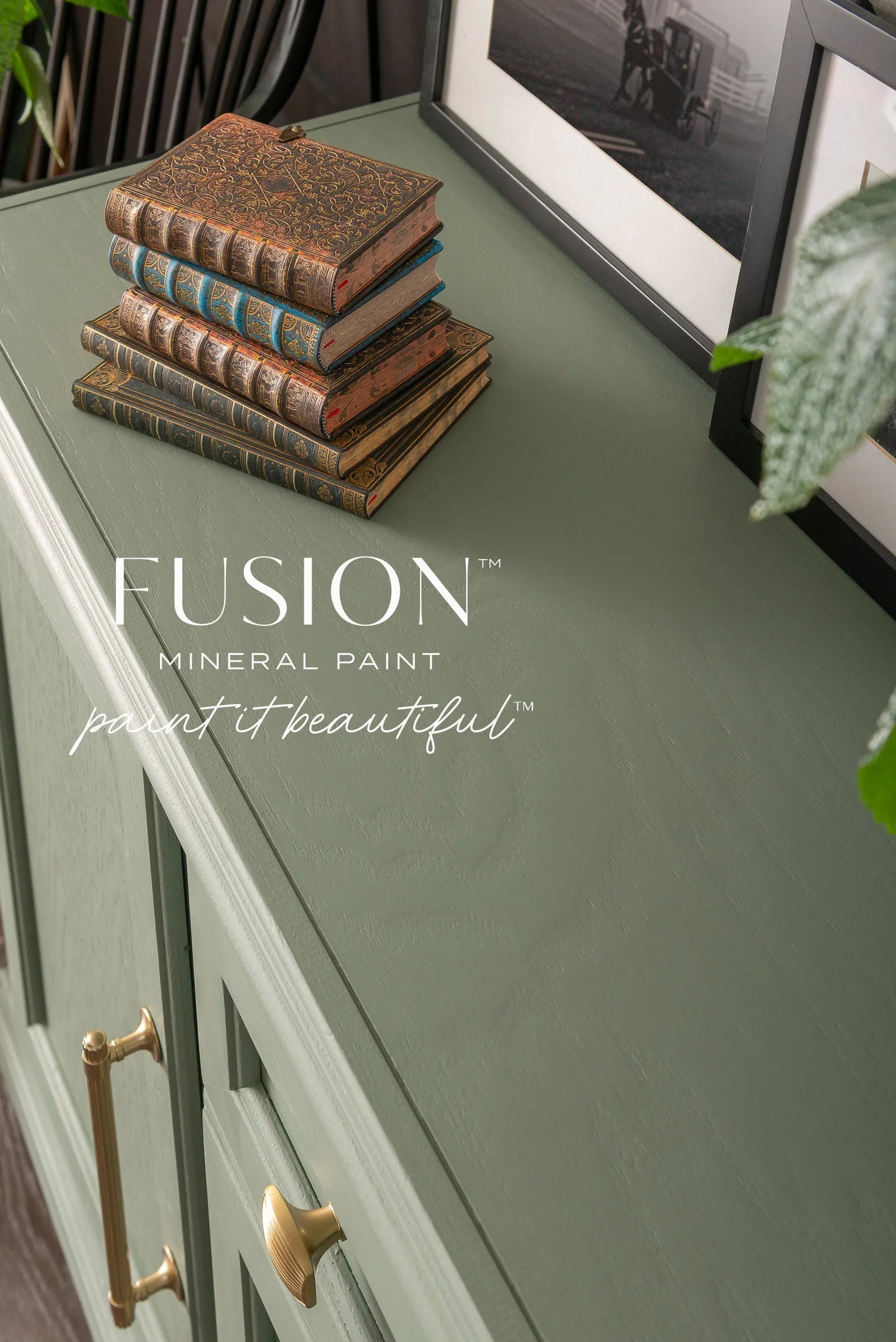 Fusion Mineral Paint Carriage House Homestead House Furniture Paint art-noise.myshopify.com fusion-mineral-paint-carriage-house
