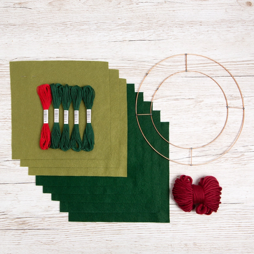 Wool Couture - Christmas Berry Wreath Felt Craft Kit