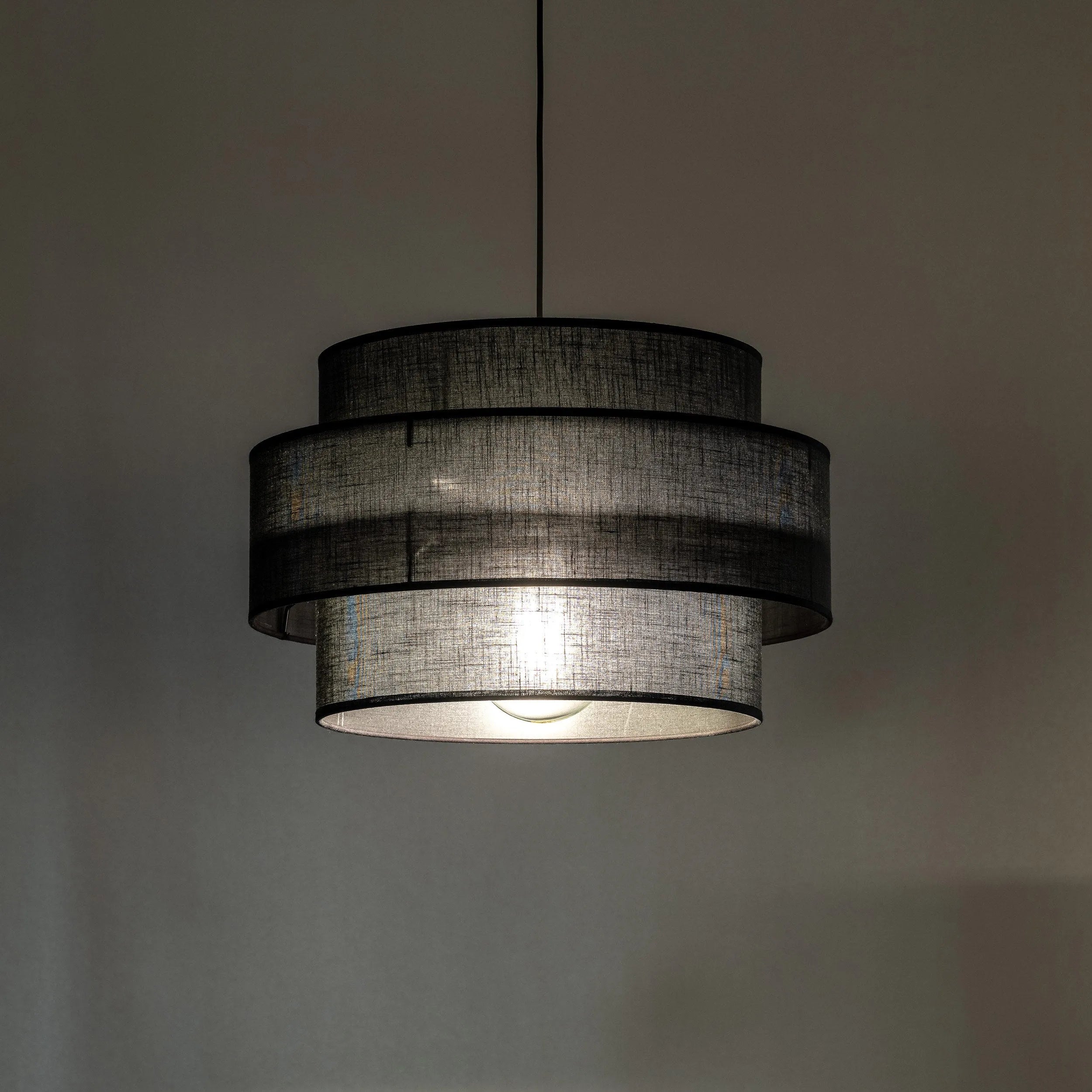CALISTO Black Mid-Century Modern Pendant Light LumoCrafts product_type art-noise.myshopify.com calisto-black-mid-century-modern-pendant-light CALISTO Black Mid-Century Modern Pendant Light LumoCrafts  art-noise.myshopify.com calisto-black-mid-century-modern-pendant-light