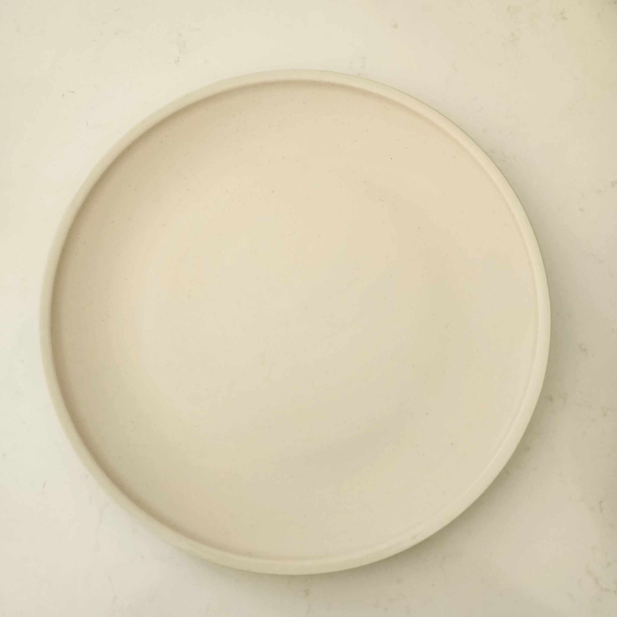 Vaisselles en céramique (blanc crème)