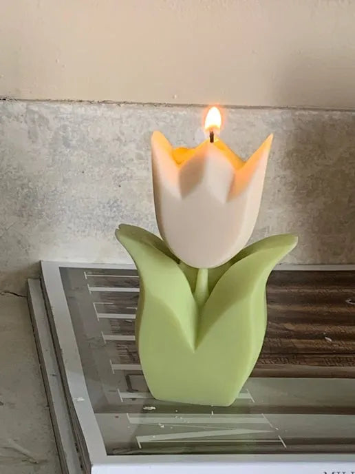 Tulip Candle Eloise and Oliver Decorative Candle art-noise.myshopify.com tulip-candle Tulip Candle Eloise and Oliver Decorative Candle art-noise.myshopify.com tulip-candle