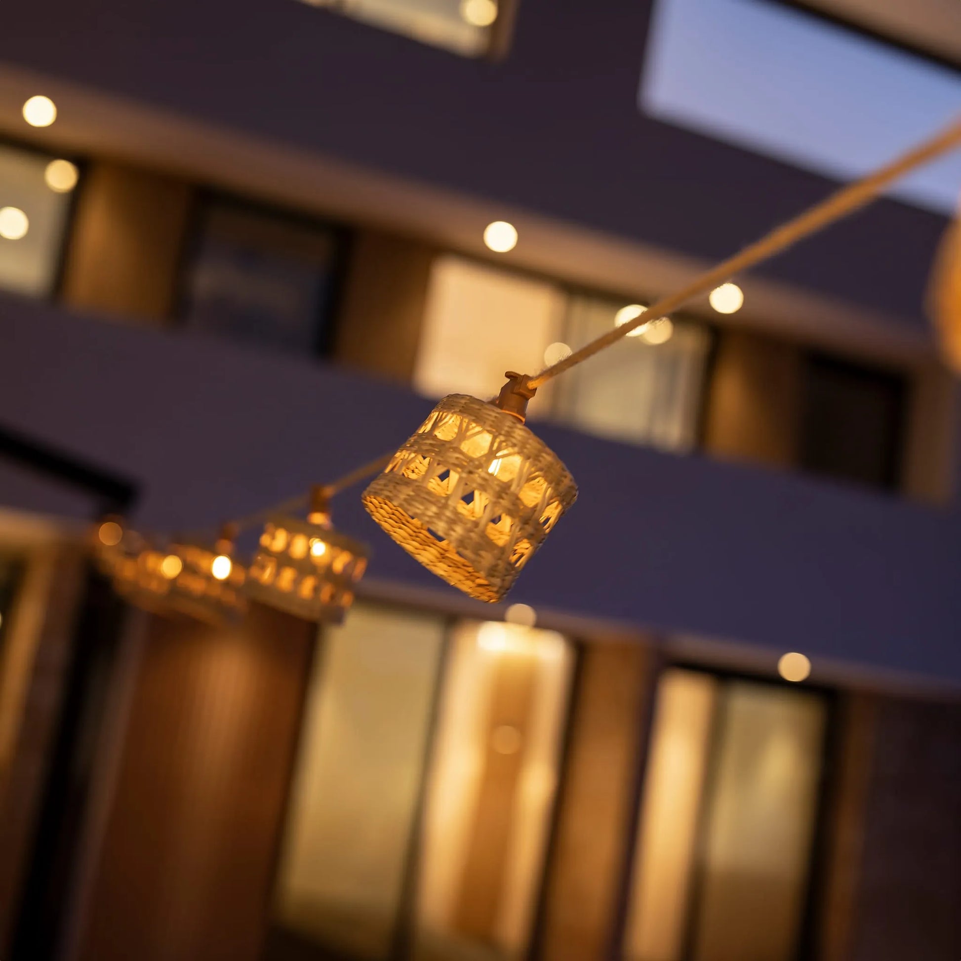 Alba<br> Solar-charged Garland Nüline Distribution Wreaths & Garlands art-noise.myshopify.com alba-br-solar-charged-garland Alba<br> Solar-charged Garland Nüline Distribution Wreaths & Garlands art-noise.myshopify.com alba-br-solar-charged-garland