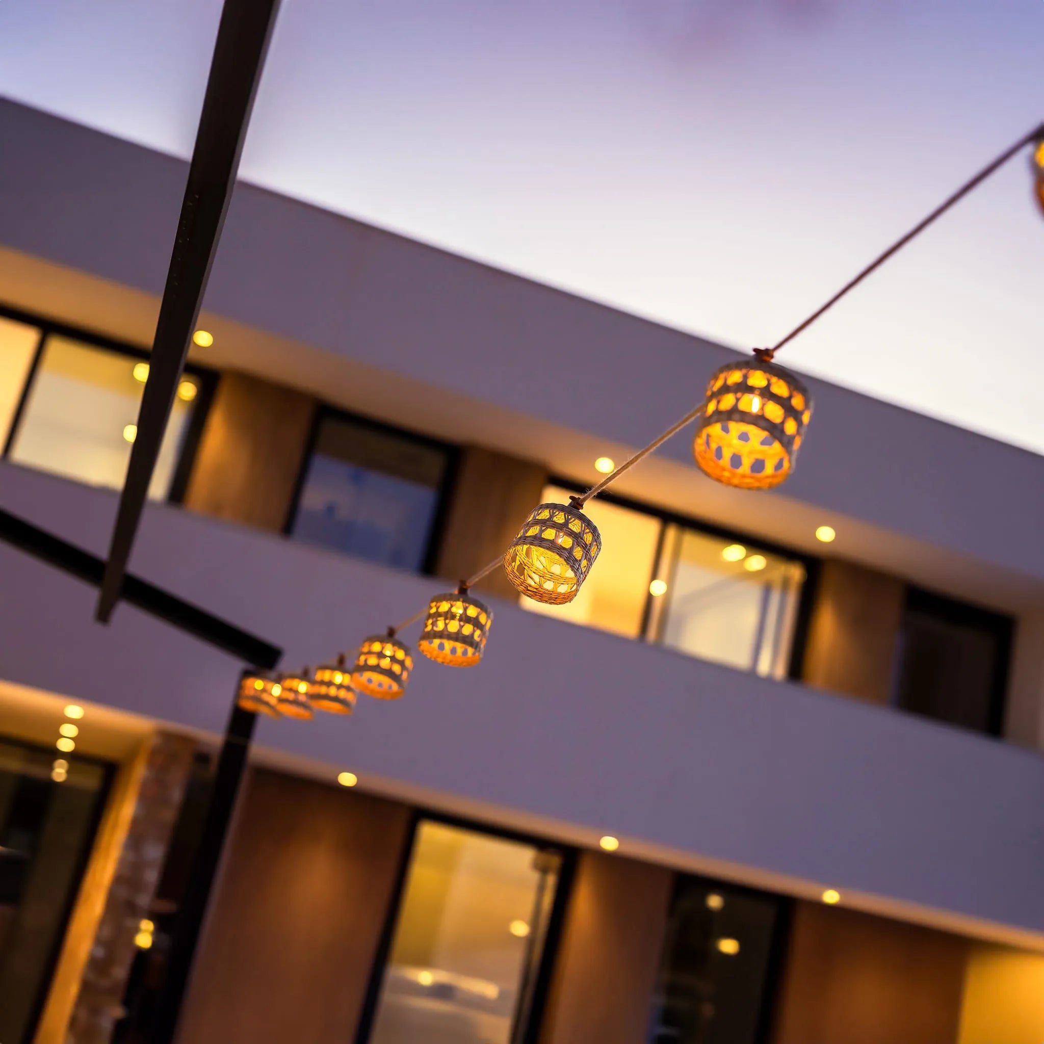 Alba<br> Solar-charged Garland Nüline Distribution Wreaths & Garlands art-noise.myshopify.com alba-br-solar-charged-garland Alba<br> Solar-charged Garland Nüline Distribution Wreaths & Garlands art-noise.myshopify.com alba-br-solar-charged-garland