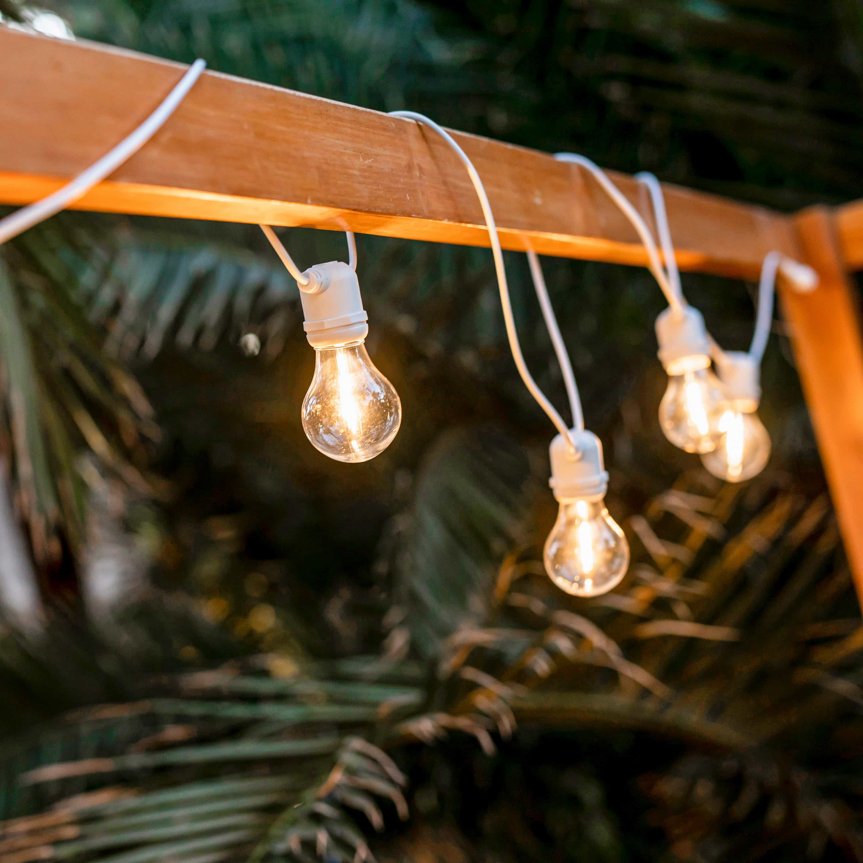 Allegra<br> Solar-charged Garland