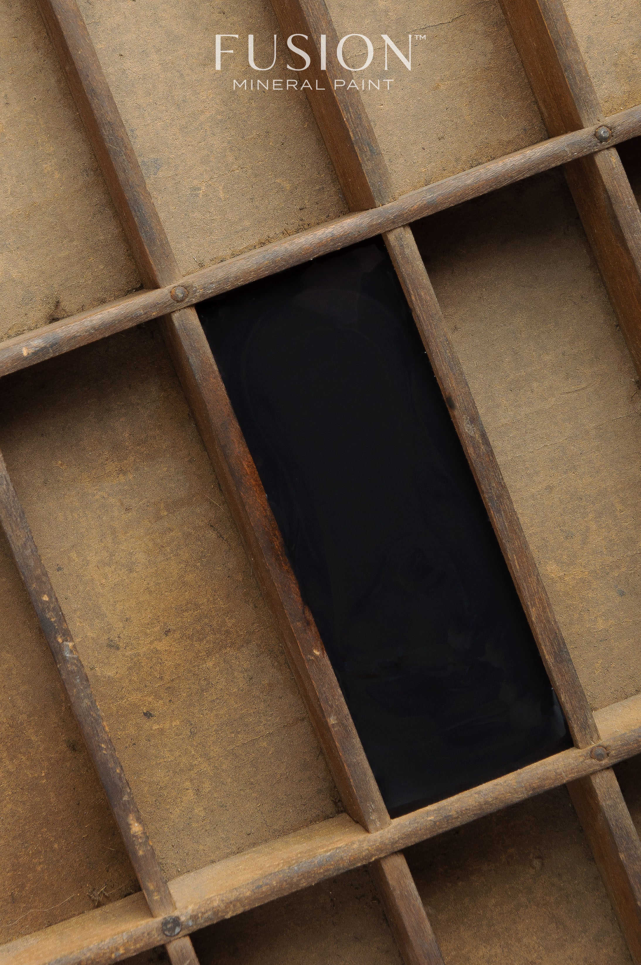 Fusion Mineral Paint Coal Black Homestead House Furniture Paint art-noise.myshopify.com fusion-mineral-paint-coal-black