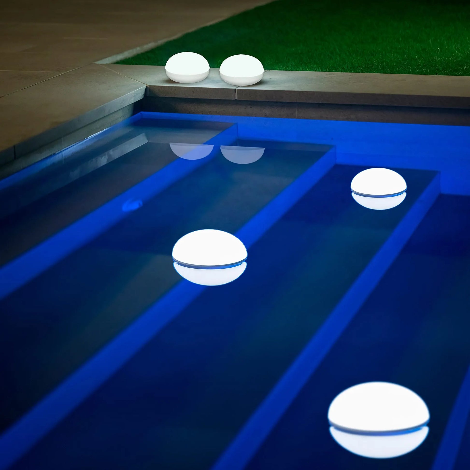  Coco<br> Portable LED Lightbulb<br> Floating, Magnetic & Pendant Nüline Distribution Night Lights & Ambient Lighting art-noise.myshopify.com coco-br-portable-led-lightbulb-br-floating-magnetic-pendant