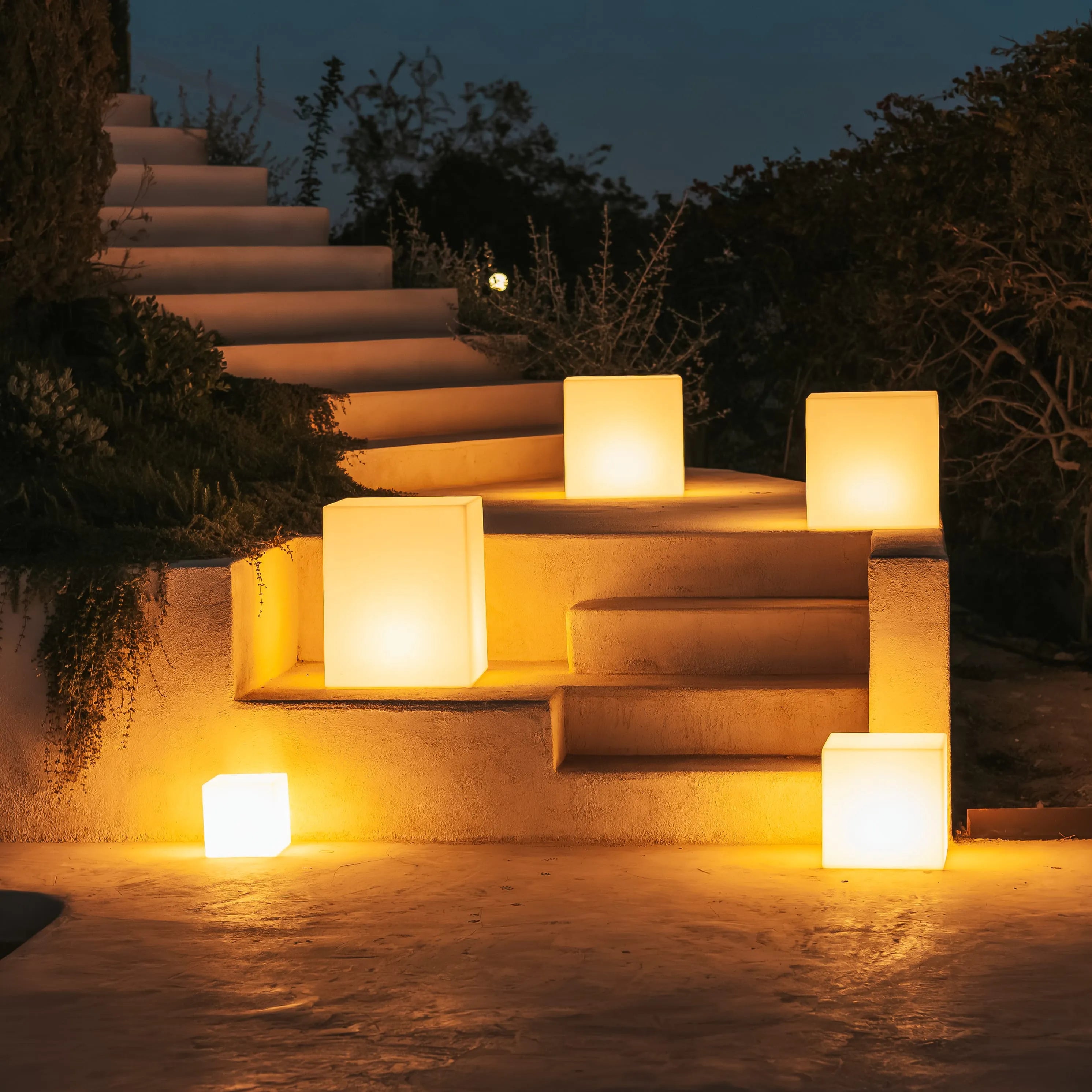 Cuby<br> Solar & Rechargeable Cube Lamp Nüline Distribution Side Tables art-noise.myshopify.com cuby-br-solar-rechargeable-cube-lamp Cuby<br> Solar & Rechargeable Cube Lamp Nüline Distribution Side Tables art-noise.myshopify.com cuby-br-solar-rechargeable-cube-lamp