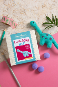 Hawthorn Handmade Diplodocus Mini Felting Kit - Art Noise