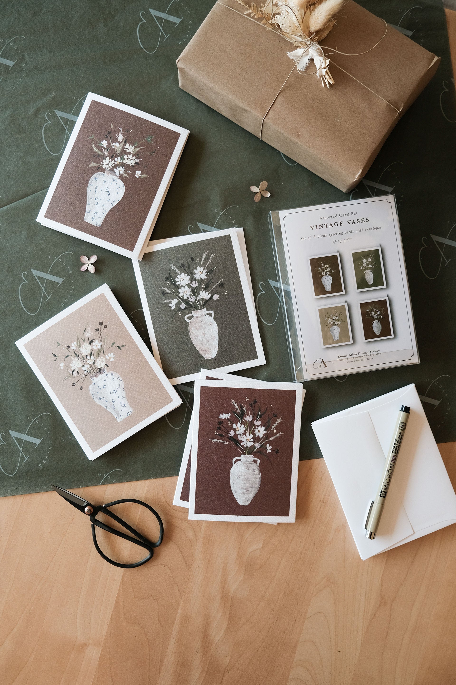 Vintage Vases - Assorted Card Set