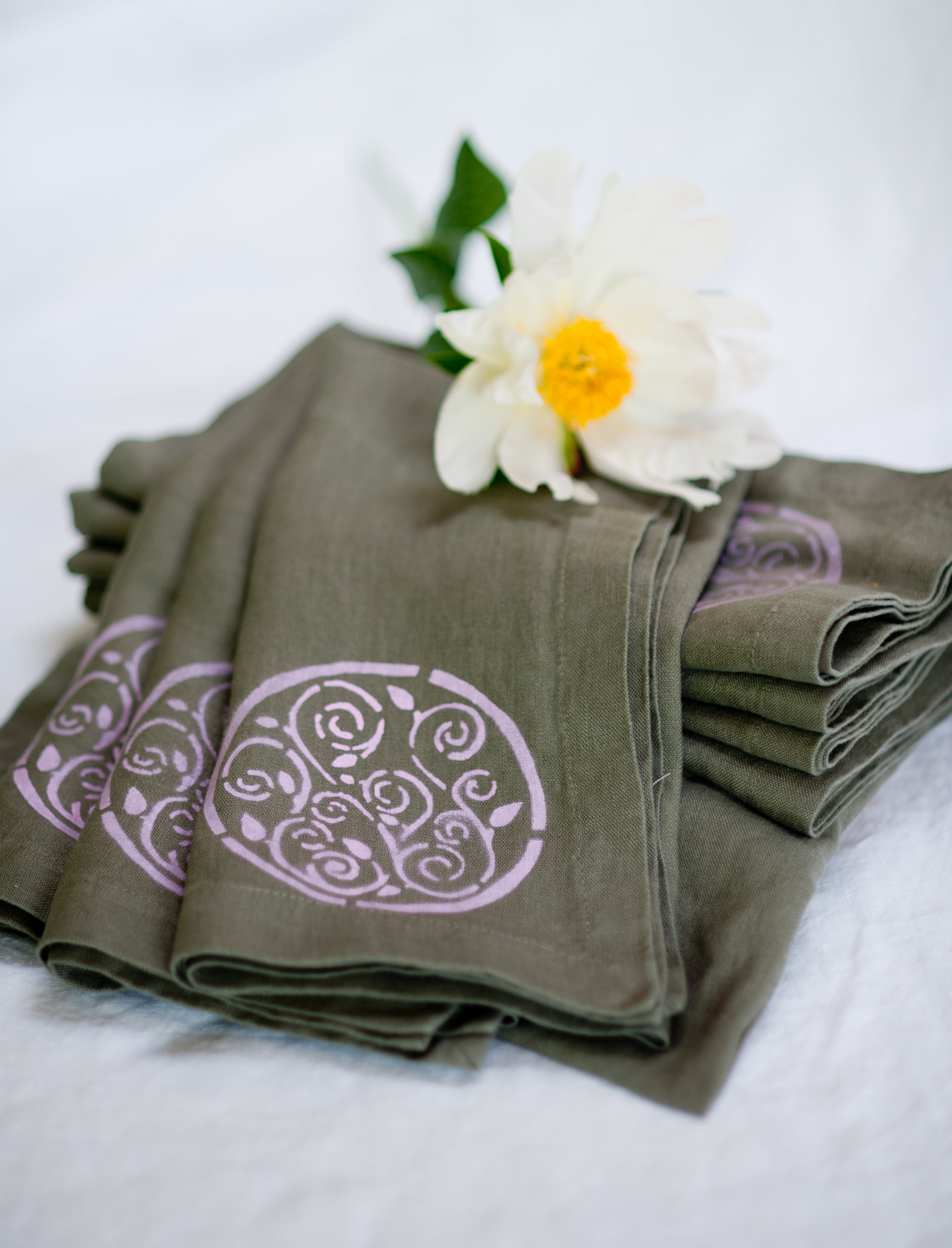 Corkery Gardens Dinner Napkins