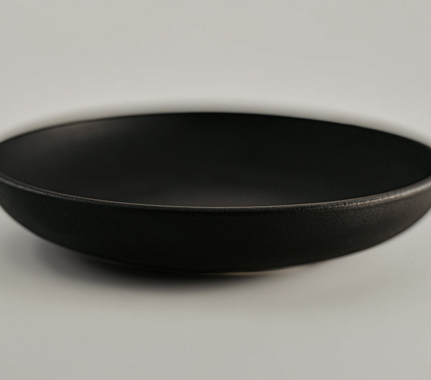 Vaisselles en grès (noir mat)