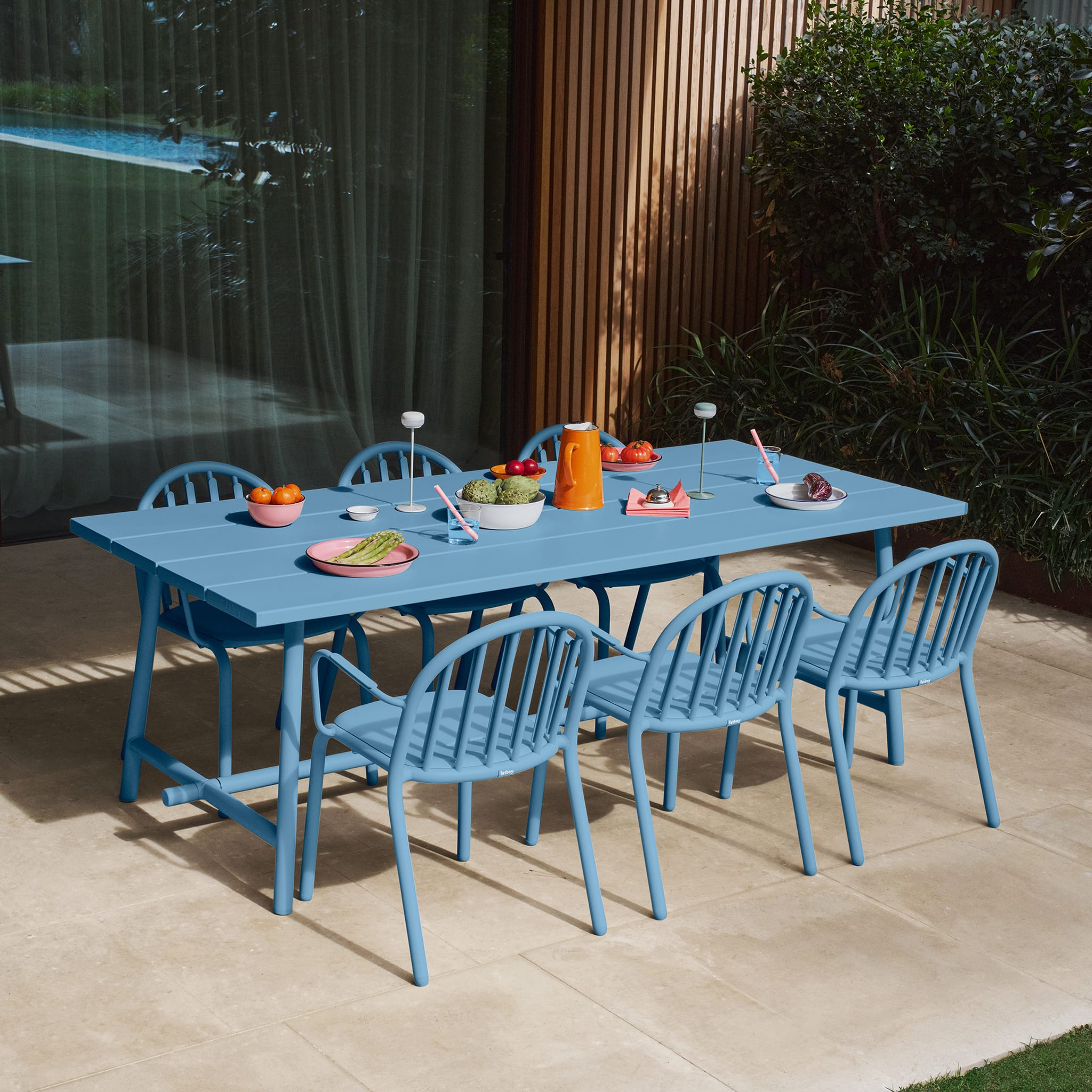Fred's Table<br> 6 to 8-places