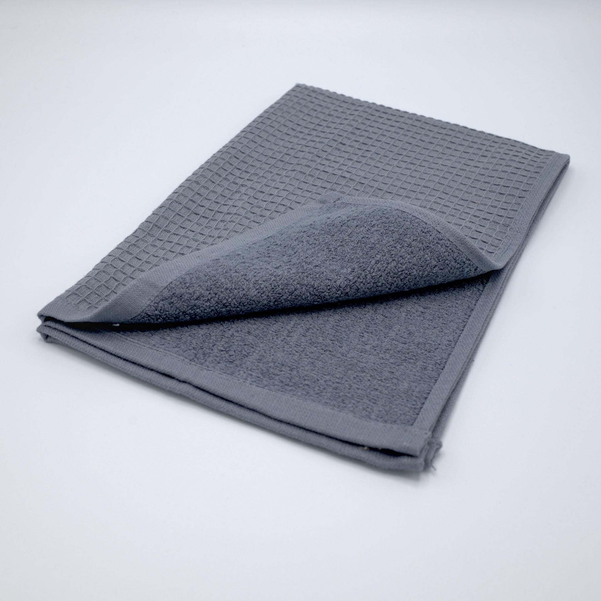 Jekyll & Hyde Towels - Reversible Luxury: Set / 4