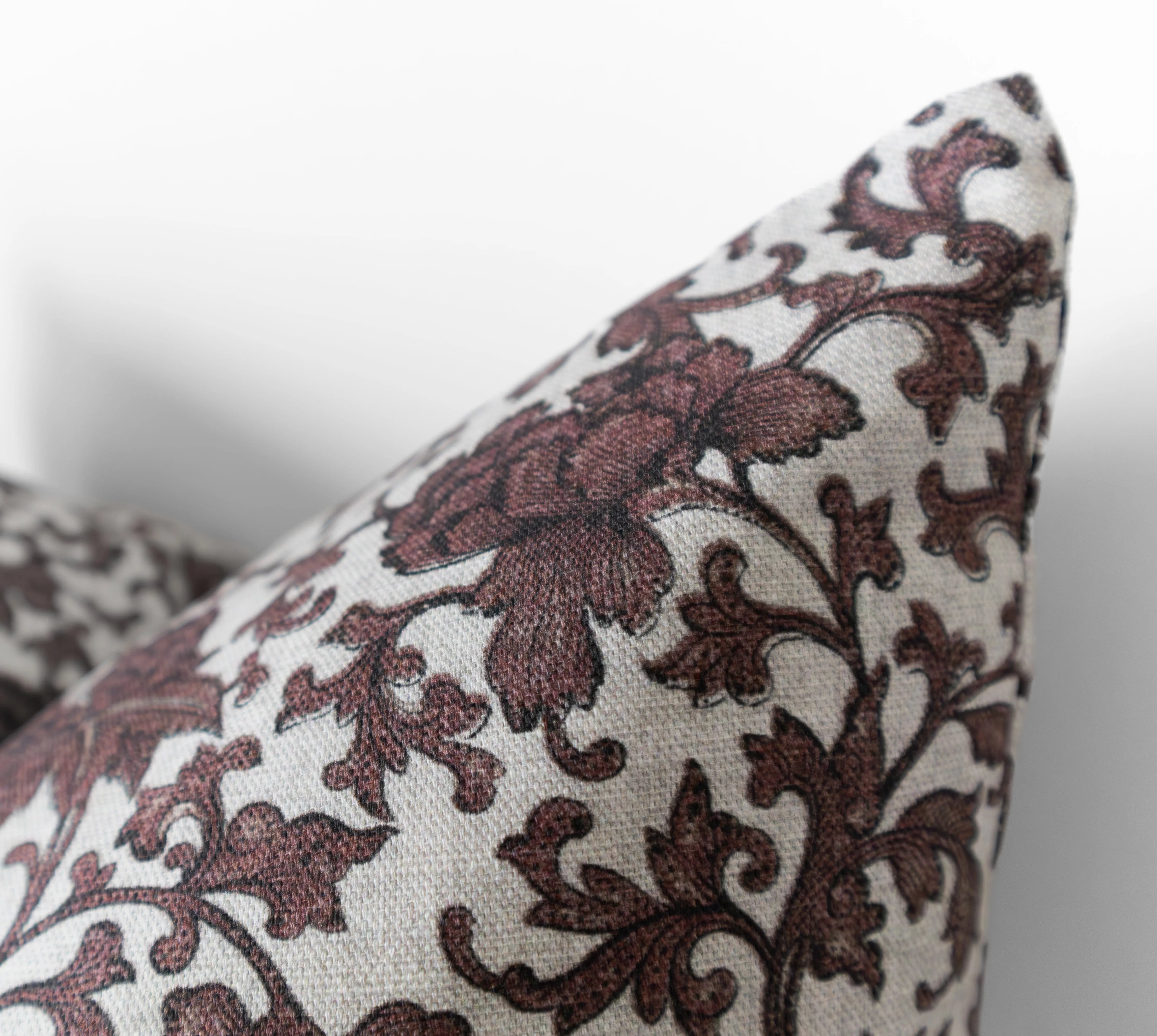 Eleanor | Vintage Floral Pillow Cover Hyggely Cushions art-noise.myshopify.com eleanor-vintage-floral-pillow-cover Eleanor | Vintage Floral Pillow Cover Hyggely Cushions art-noise.myshopify.com eleanor-vintage-floral-pillow-cover