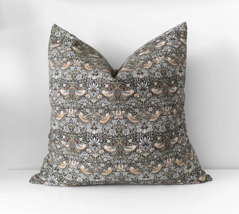 Sariel | Vintage Style Floral Pillow Cover Hyggely Cushions art-noise.myshopify.com sariel-vintage-style-floral-pillow-cover Sariel | Vintage Style Floral Pillow Cover Hyggely Cushions art-noise.myshopify.com sariel-vintage-style-floral-pillow-cover