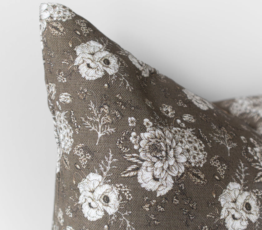 Elysia | Vintage Floral Pillow Cover