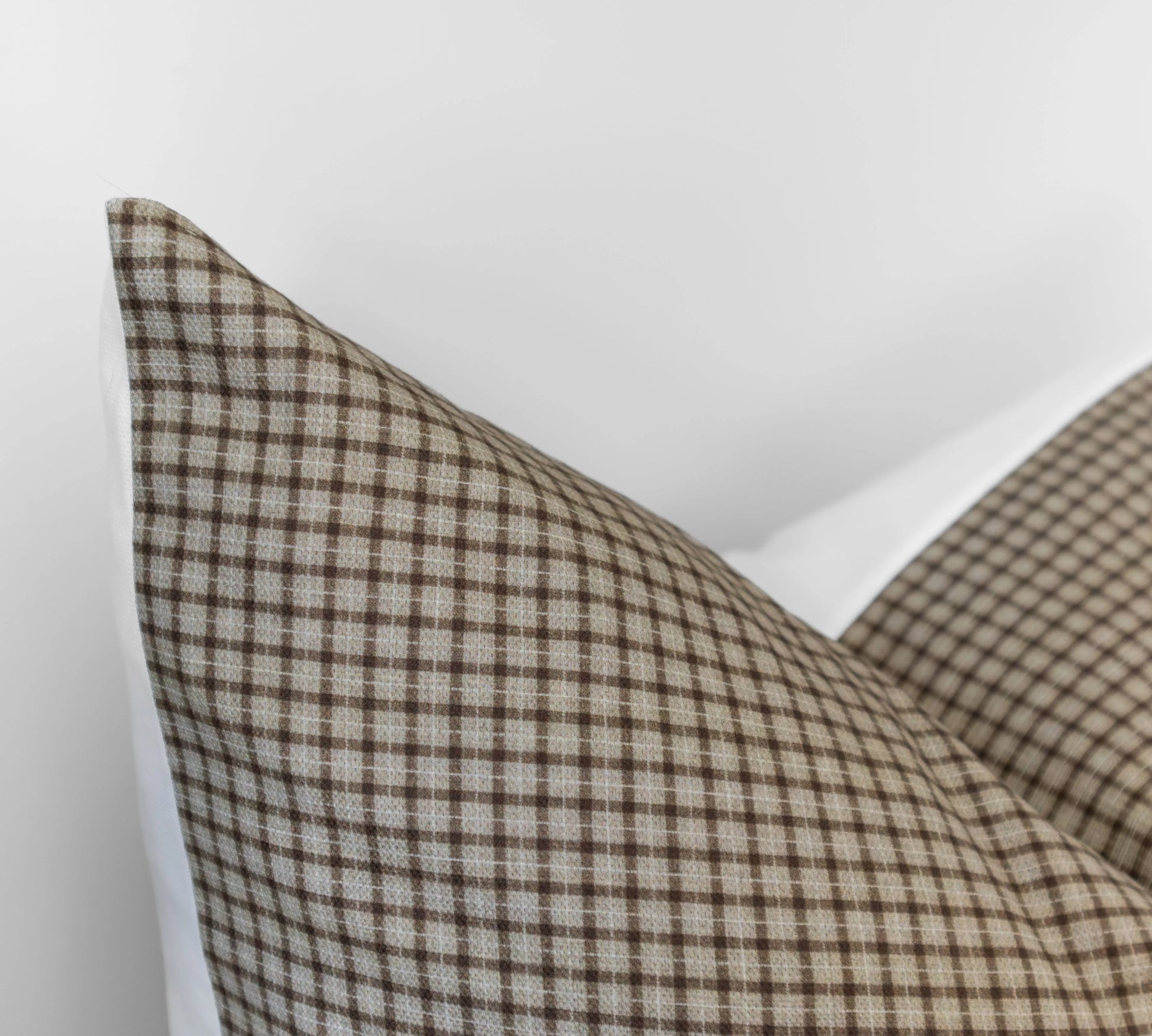 Elliott | Plaid Throw Pillow Cover Hyggely Cushions art-noise.myshopify.com elliott-plaid-throw-pillow-cover Elliott | Plaid Throw Pillow Cover Hyggely Cushions art-noise.myshopify.com elliott-plaid-throw-pillow-cover