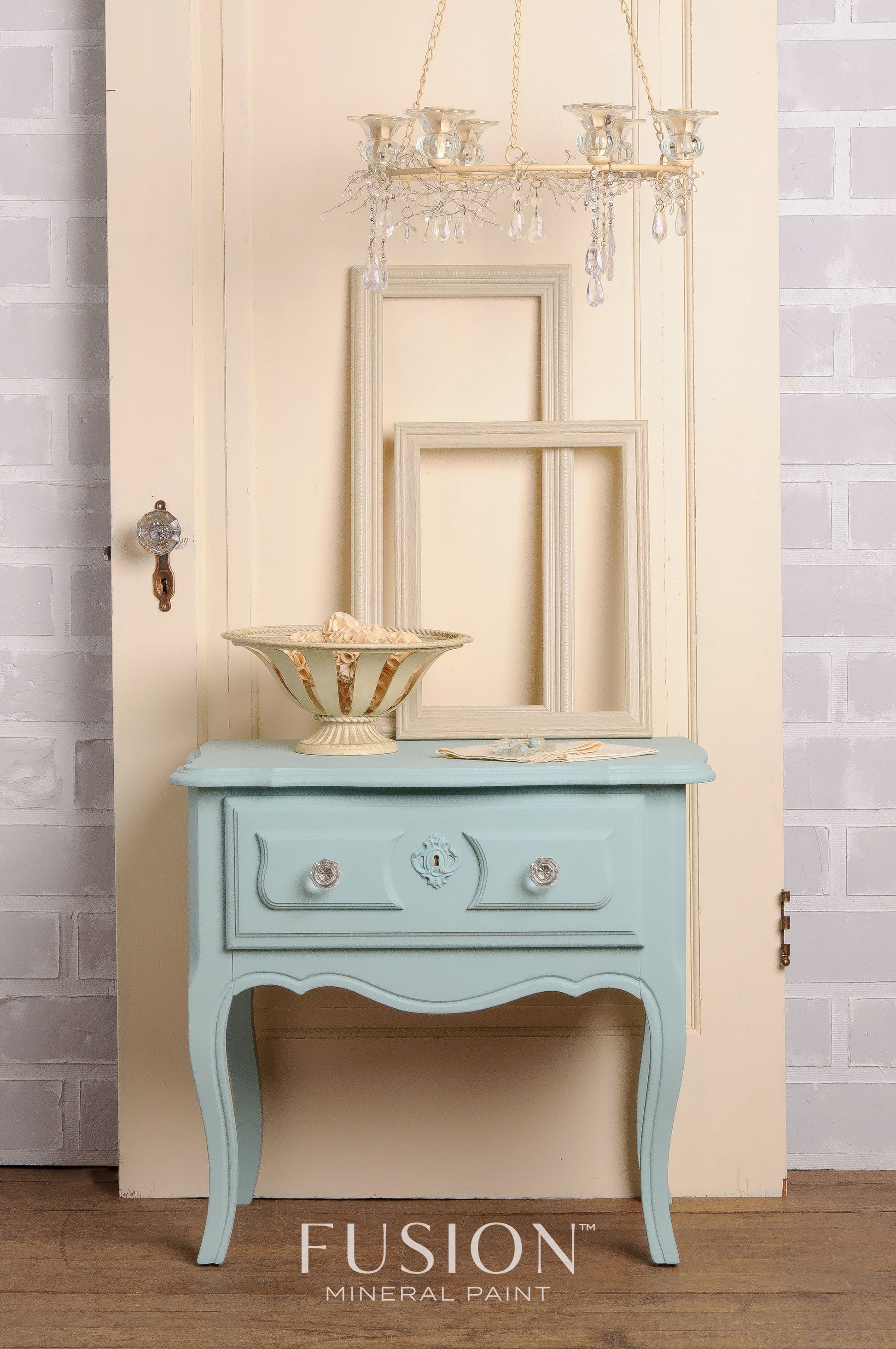 Fusion Mineral Paint Inglenook Homestead House Furniture Paint art-noise.myshopify.com fusion-mineral-paint-inglenook