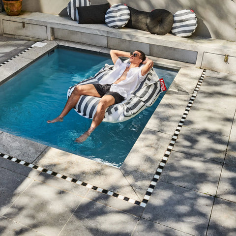 King Pillow Nüline Distribution Throw Pillows art-noise.myshopify.com king-pillow King Pillow Nüline Distribution Throw Pillows art-noise.myshopify.com king-pillow