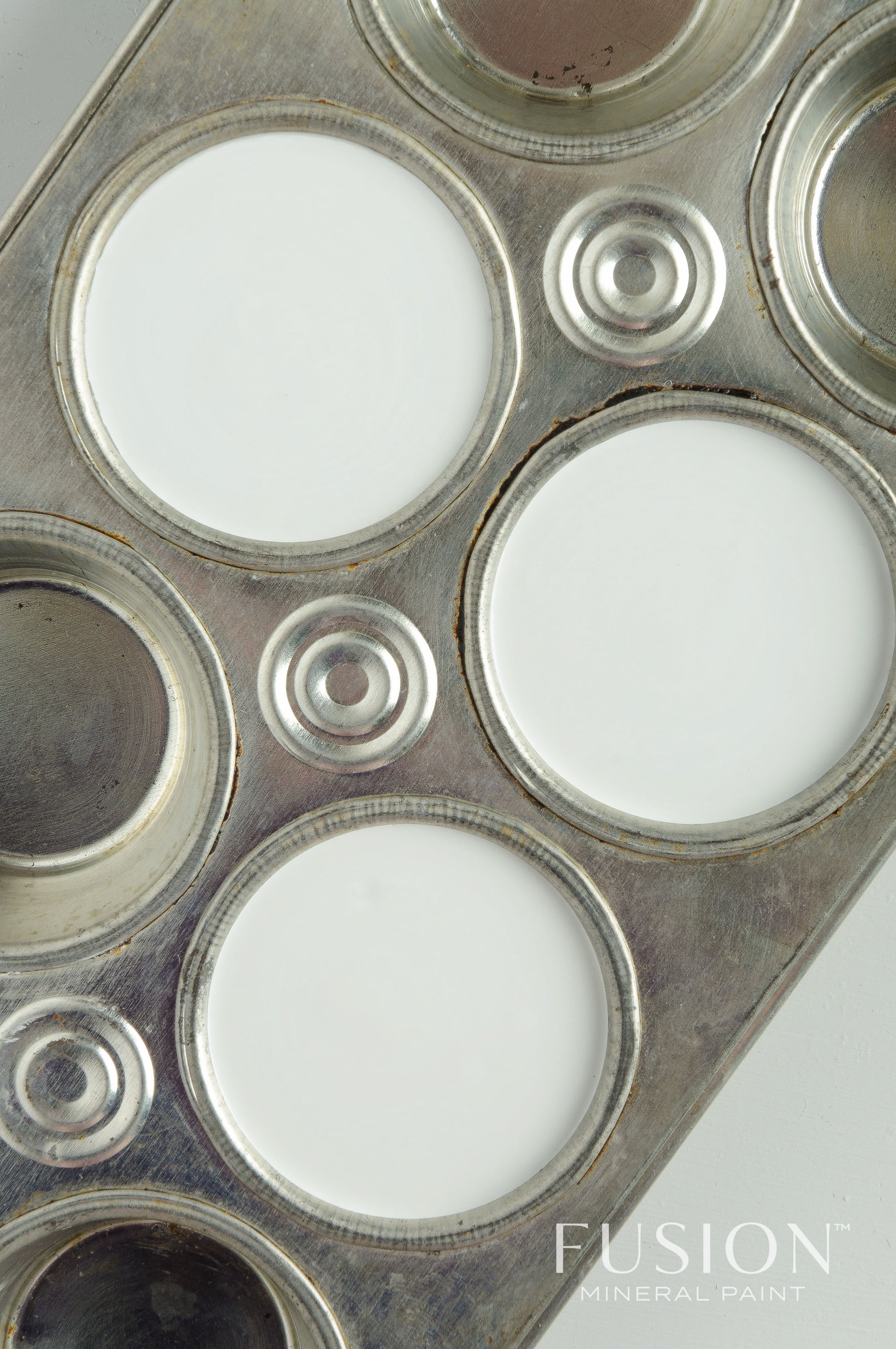 Fusion Mineral Paint Lamp White Homestead House Furniture Paint art-noise.myshopify.com fusion-mineral-paint-lamp-white