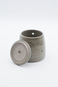 Leah Georgina Design - Garlic Keeper