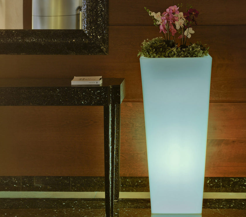 Melisa<br> Solar & Rechargeable