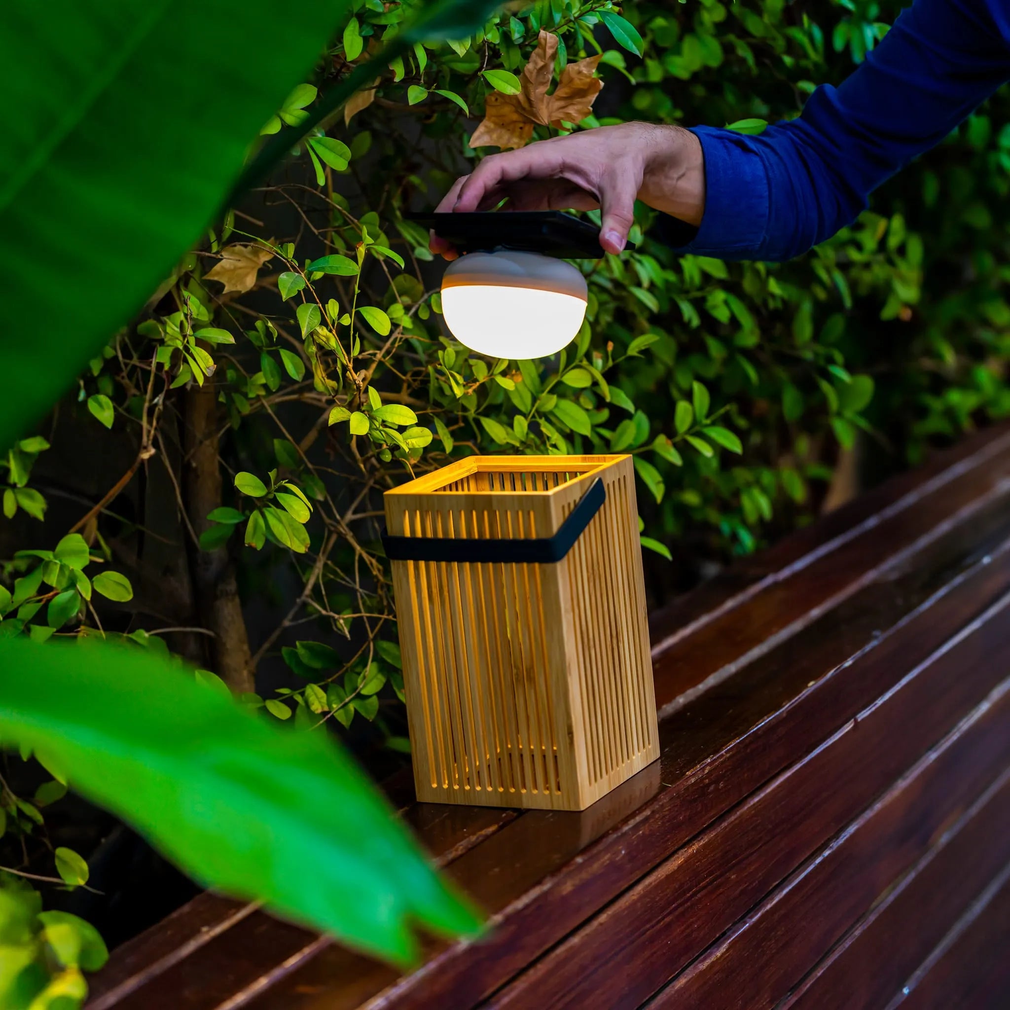 Okinawa<br> Solar-charged Lantern Nüline Distribution Night Lights & Ambient Lighting art-noise.myshopify.com okinawa-br-solar-charged-lantern Okinawa<br> Solar-charged Lantern Nüline Distribution Night Lights & Ambient Lighting art-noise.myshopify.com okinawa-br-solar-charged-lantern