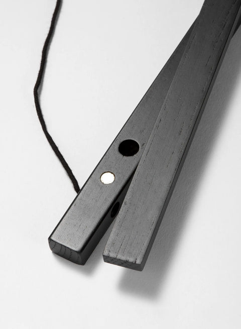 Black Oak Poster Hanger, 20 in | 51 cm Opposite Wall Frame art-noise.myshopify.com black-oak-poster-hanger-20-in-51-cm Black Oak Poster Hanger, 20 in | 51 cm Opposite Wall Frame art-noise.myshopify.com black-oak-poster-hanger-20-in-51-cm