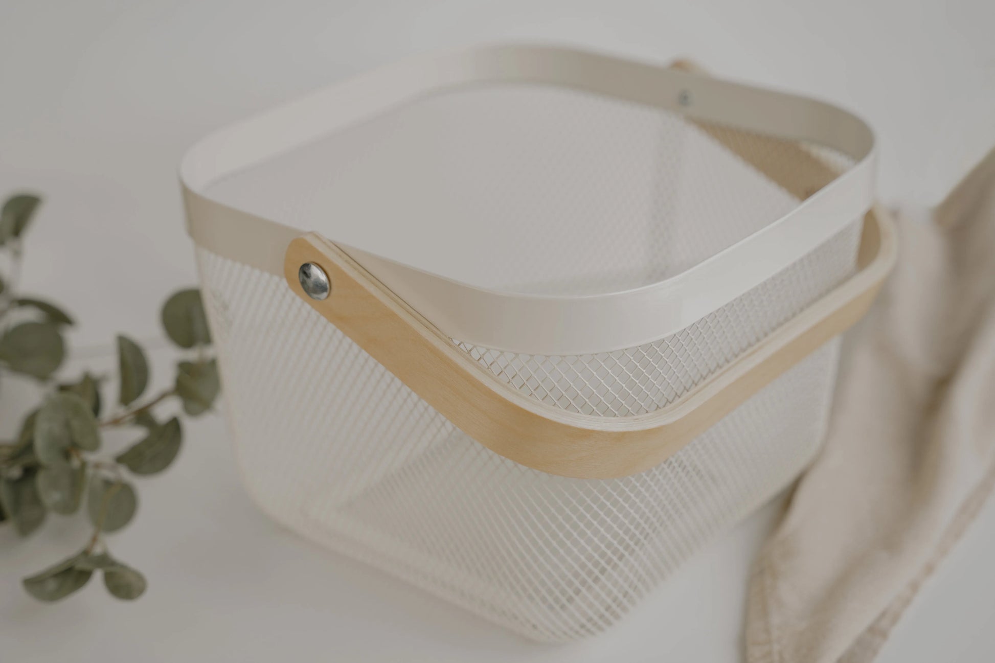Panier métal blanc et bois Epura Home Panier art-noise.myshopify.com panier-metal-blanc-et-bois Panier métal blanc et bois Epura Home Panier art-noise.myshopify.com panier-metal-blanc-et-bois