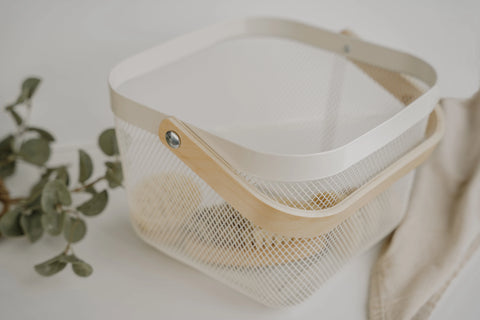 Panier métal blanc et bois Epura Home Panier art-noise.myshopify.com panier-metal-blanc-et-bois Panier métal blanc et bois Epura Home Panier art-noise.myshopify.com panier-metal-blanc-et-bois