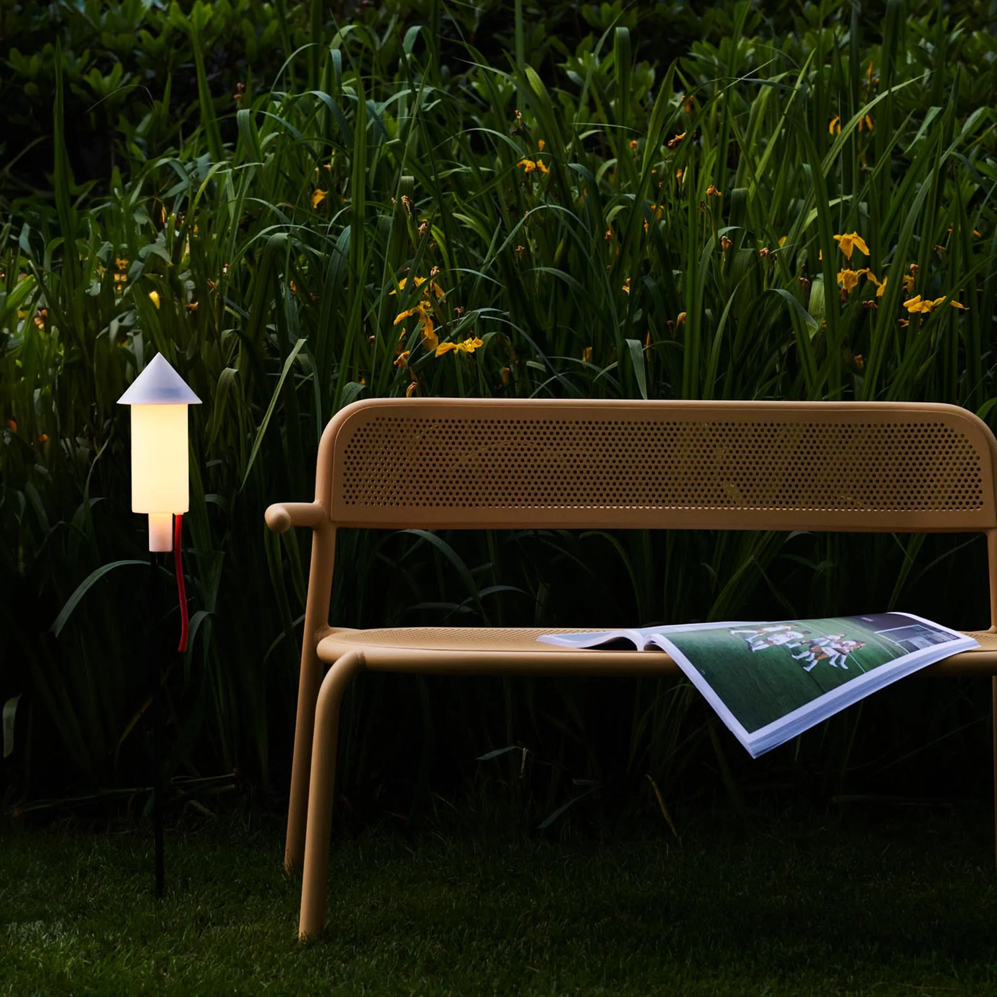 Racket la Surprise Nüline Distribution Lamps art-noise.myshopify.com racket-la-surprise Racket la Surprise Nüline Distribution Lamps art-noise.myshopify.com racket-la-surprise