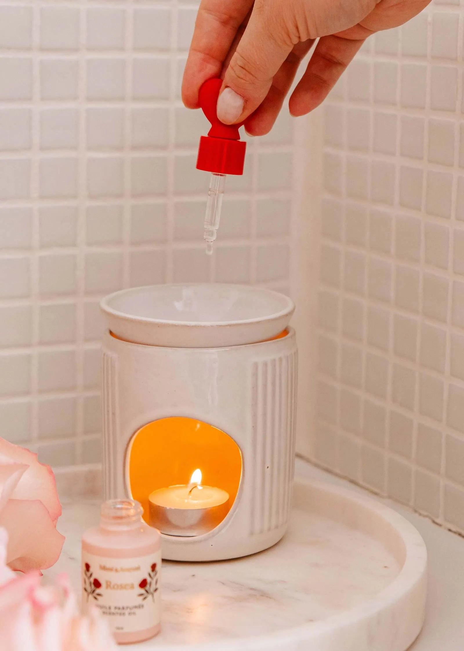 Scented Oil - Rosea Mimi & August Scented Oils art-noise.myshopify.com scented-oil-rosea Scented Oil - Rosea Mimi & August Scented Oils art-noise.myshopify.com scented-oil-rosea