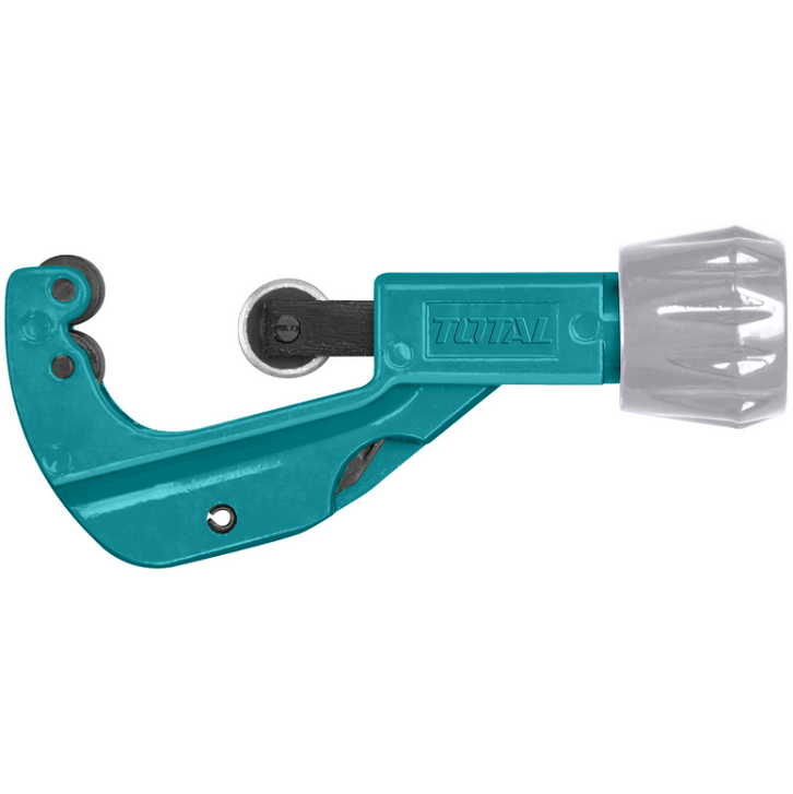 Total Tools - PIPE CUTTER