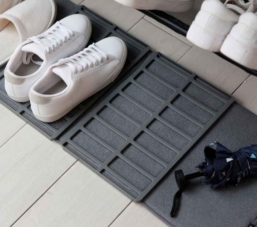 Umbra Shoe Dry Shoe Rack with Mat