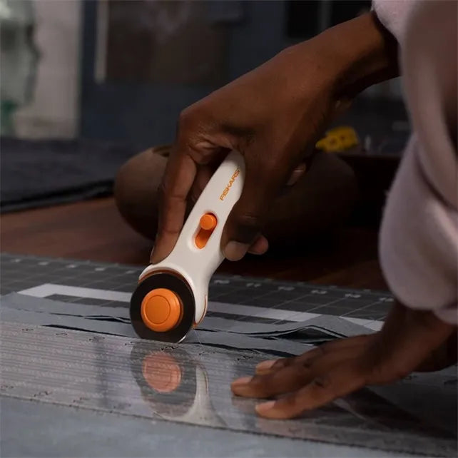 Fiskars Stick Rotary Cutter (45 mm) Fiskars Rotary Cutter art-noise.myshopify.com fiskars-stick-rotary-cutter-45-mm Fiskars Stick Rotary Cutter (45 mm) Fiskars Rotary Cutter art-noise.myshopify.com fiskars-stick-rotary-cutter-45-mm