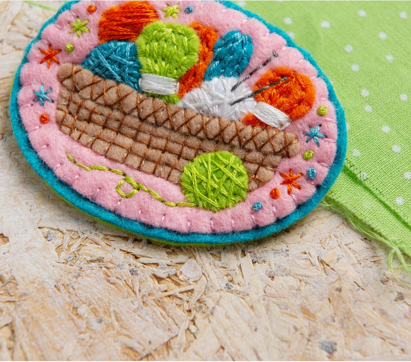 Hawthorn Handmade Knitting Basket Brooch Felt Craft Kit - Art Noise