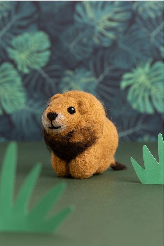 Hawthorn Handmade Lion Mini Needle Felting Kit