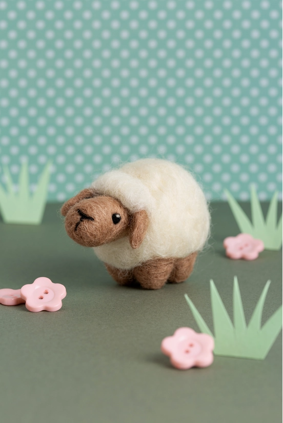 Hawthorn Handmade Sheep Mini Needle Felting Kit