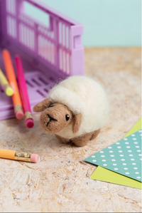 Hawthorn Handmade Sheep Mini Needle Felting Kit - Art Noise