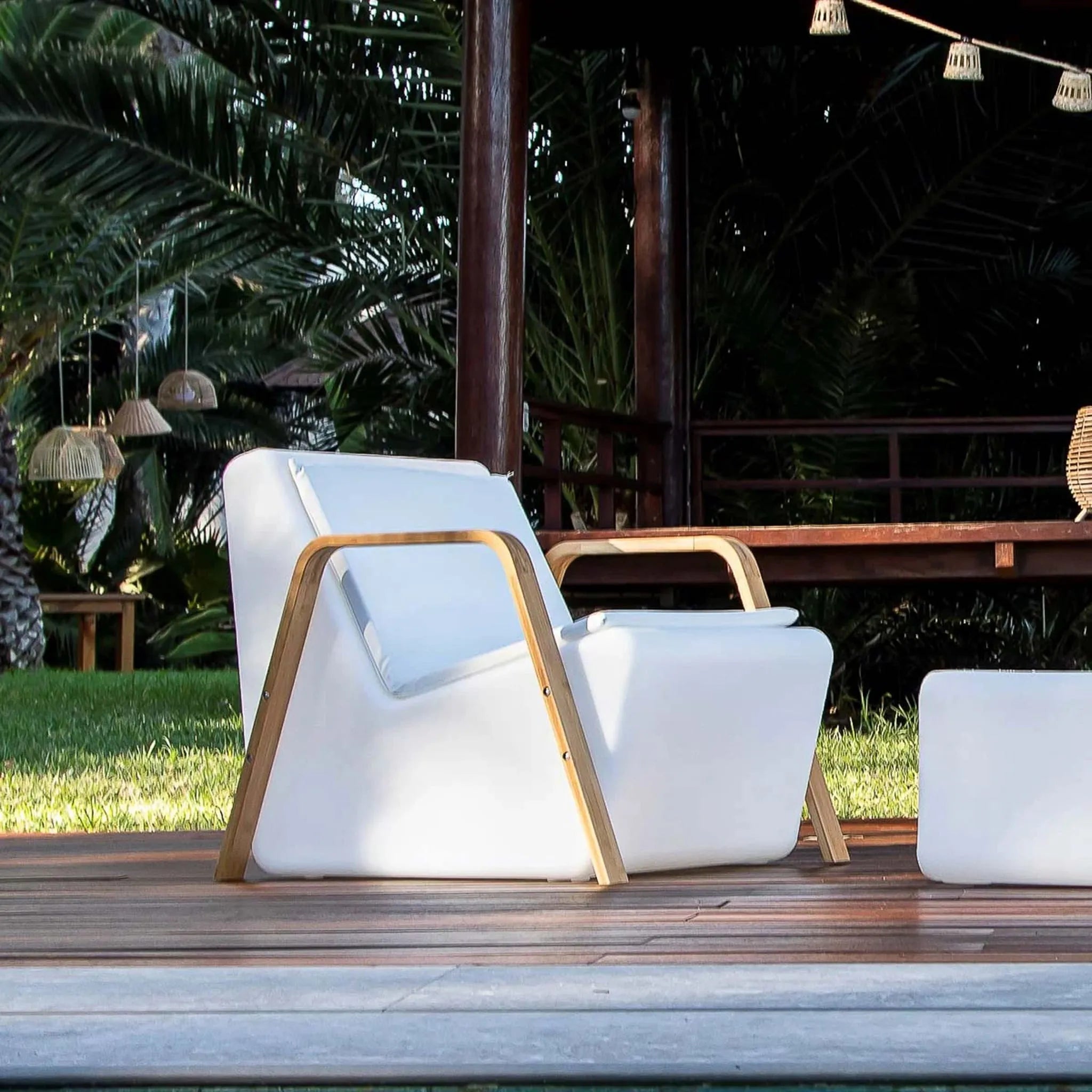 Tarida Sit<br> Indoor & Outdoor Chair Nüline Distribution Outdoor Chairs art-noise.myshopify.com tarida-sit-br-indoor-outdoor-chair Tarida Sit<br> Indoor & Outdoor Chair Nüline Distribution Outdoor Chairs art-noise.myshopify.com tarida-sit-br-indoor-outdoor-chair
